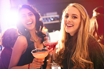 Wall Mural - Women, friends and cocktail with portrait in nightclub, event and together for happy hour. People, club and drink with margarita, alcohol and smile with celebration for new year with bonding in night