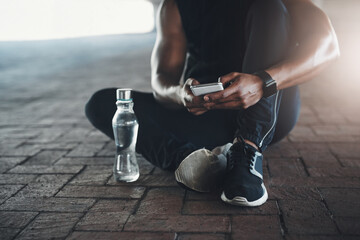 Aufkleber - City, phone and hands of man with fitness app for health, wellness and exercise tracking online. Smartphone, typing and athlete with water bottle on workout website, social media or relax on street