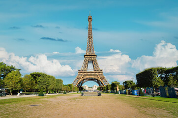 Wall Mural - champ de mars in paris