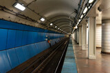 Fototapeta Do pokoju - Monroe Station platform
