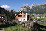 Fototapeta Do pokoju - La Villa (Stern) in Suedtirol