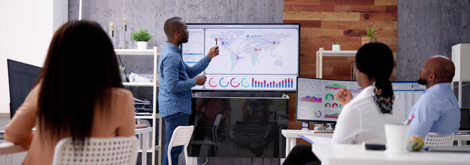 Poster - Corporate Training Presentation In Classroom