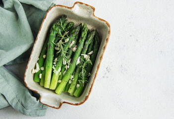 Canvas Print - Freshly cooked asparagus appetizer