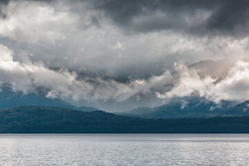 Canvas Print - Fog on the lake