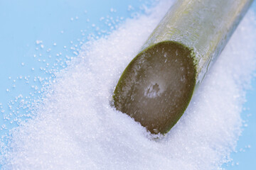 Canvas Print - White sugar with sugar cane