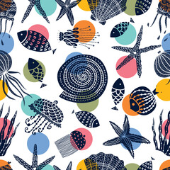 Wall Mural -  Cute seamless pattern with jellyfish, shells, fish, starfish and algae.