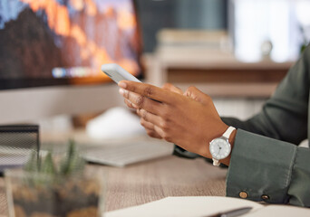 Aufkleber - Hands, office and smartphone with social media for business trends update, app and email response to person for support. Entrepreneur, texting or reading career, web browsing or communication