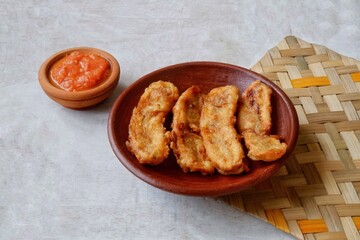 indonesian snack fried banana