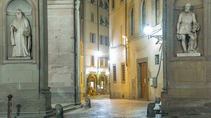 Poster - Statues at Uffizi Gallery timelapse. Prominent art museum located adjacent to Piazza della Signoria