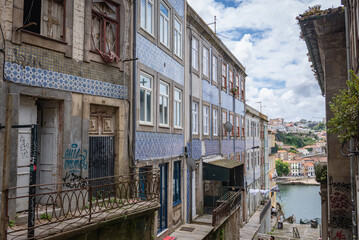 Poster - Tenements on Escadas do Codecal stairs in Porto city, Portugal