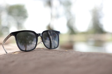 Canvas Print - Sunglasses on the beach