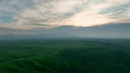Aufkleber - 朝日の昇る壮大な大地の風景　ドローン空撮