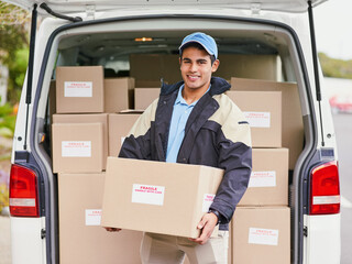Aufkleber - Portrait, smile and delivery man with box by van for shipping, logistics and ecommerce service. Package, happy courier and cargo by truck for transport of order, inventory and freight distribution
