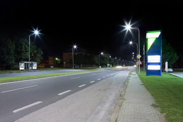 Canvas Print - traffic on the highway at night