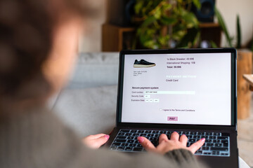 Online shopping, credit card payment