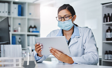 Wall Mural - Tablet, medical and research with woman and mask in hospital for innovation, healthcare and medicine. Doctor, scientist and technology for internet, development and online for analysis or knowledge