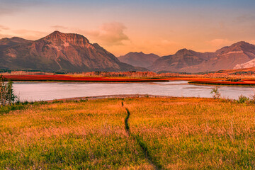 Canvas Print - Waterton Lakes Trail