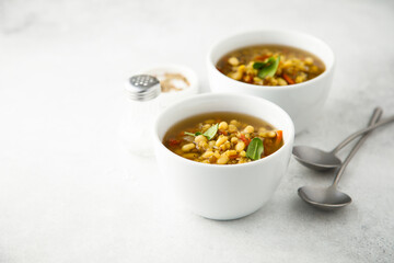 Canvas Print - Healthy lentil soup with basil