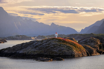 Poster - Midnight  sunlight at Vestfjorden, Lofoten islands, Norway