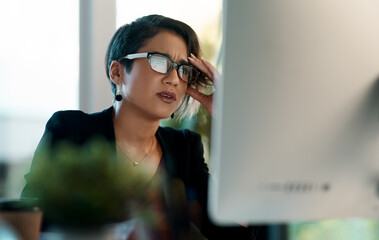 Aufkleber - Businesswoman, stress and reading on computer in office, report for career with website development. Female person, desktop and confused expression with glasses, creative designer with digital glitch