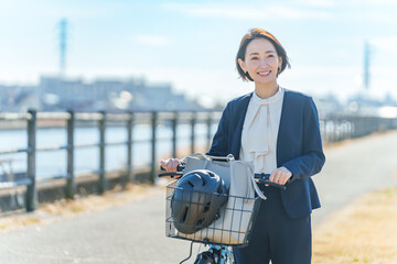 Canvas Print - 自転車通勤のビジネスマン