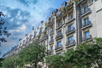 Wall Mural - Paris, beautiful buildings in a luxury neighborhood in the 17e arrondissement, typical facades 
