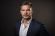© Enrique - professional headshot of a man wearing casual office attire