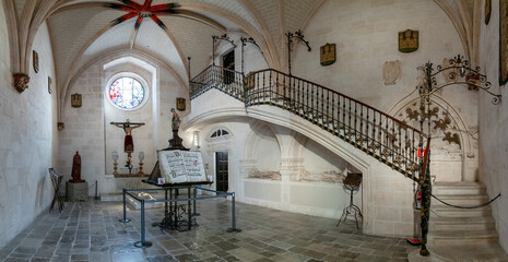 Canvas Print - view of the Chapel of Corpus Christi inside the Burgos Cathedral