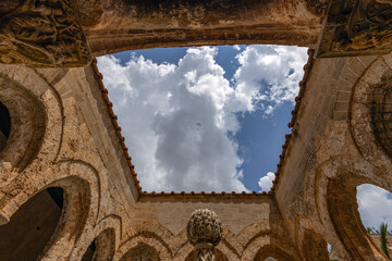 Wall Mural - MONREALE, ITALY 16 JUNE, 2023 - Benedictine Cloister in Monreale, province of Palermo, Sicily, Italy