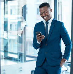 Aufkleber - Corporate, smile and black man with phone for internet research, social media and online news in office. African guy, financial expert and mobile notification for trading app with business investment