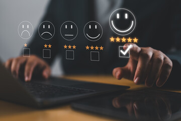 Customers using the laptop gave it a five-star gold satisfaction rating. Excellent level, business reputation rating, service quality.