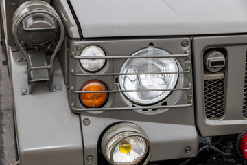 古い自動車のヘッドライト　Headlight of the old car