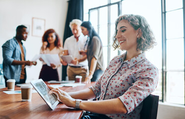 Poster - Smile, tablet and business woman research on internet for news, article or project of editor in startup. Technology, creative and professional on web app for reading email or scroll on social media