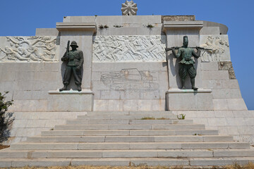 Wall Mural - Monument to the Fallen of Africa - Syracuse, Italy