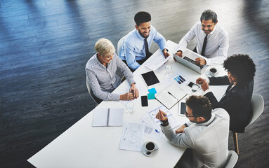 Aufkleber - Smile, meeting and graphs for people, laptop and research for startup, online and top view of collaboration. Discussion, project and internet for news in boardroom, budget analyst and group for plan