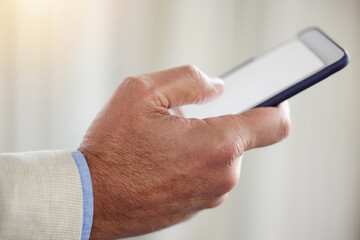 Leinwandbilder - Office, screen and hands of business person with phone for communication, contact or b2b networking. Professional, corporate and worker typing on smartphone for internet, website and social media