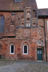 Wall Mural - Ansicht des Klosters Lüne in der Stadt Lüneburg, Niedersachsen