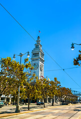 Canvas Print - Ferry Building on the Embarcadero in San Francisco - California, United States