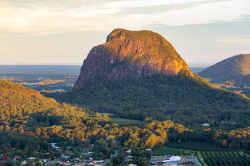 Canvas Print - sunset light on mount cooee, queensland, australia.