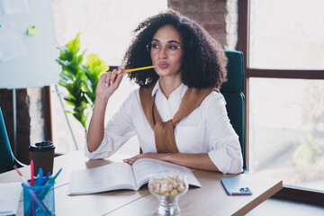 Poster - Photo of nice successful business woman hold pen think ponder wear white shirt modern office indoors