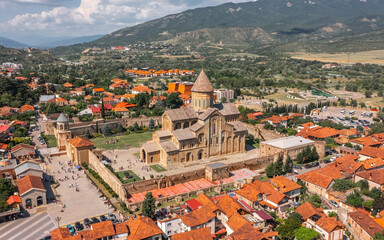 Canvas Print - Aerial view of Svetitskhoveli Cathedral in Mtskheta