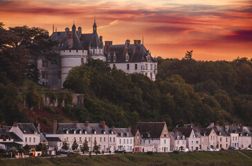 Wall Mural - A royal sunset over the loire valley