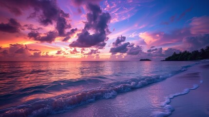 Canvas Print - Colorful sunrise over the ocean in Maldives