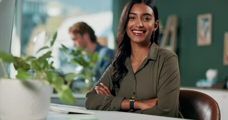 Aufkleber - Desk, portrait and woman with smile, office and typing for cold email, online and appointment setter. Computer, happy and female employee with keyboard, virtual assistant and schedule of company