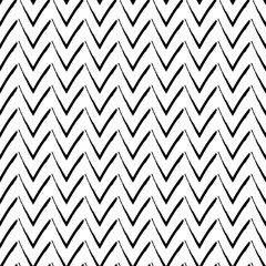 Wall Mural - Brush strokes seamless pattern. Freehand horizontal zigzag stripes print. Repeated chevron lines background. Simple classic geometric ornament. Trendy grunge design. Vector abstract modern wallpaper