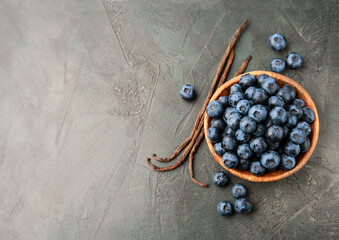 Sticker - Blueberries in wooden plate