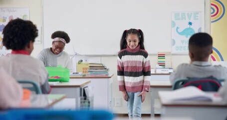Aufkleber - Girl, student and applause for presentation in classroom with oral assessment, language development or support. Education, children and group with clapping hands for excellence, motivation and speech