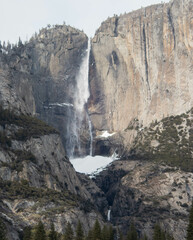 Canvas Print - Yosemite Falls