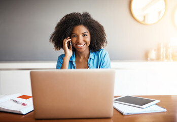 Fototapete - Woman, business and phone call portrait in home, entrepreneur and laptop with virtual client conversation. Happy, smile and email discussion for startup project, deal negotiation and apartment