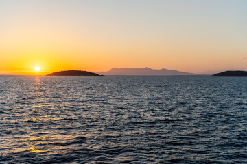 Wall Mural - sunset over the sea